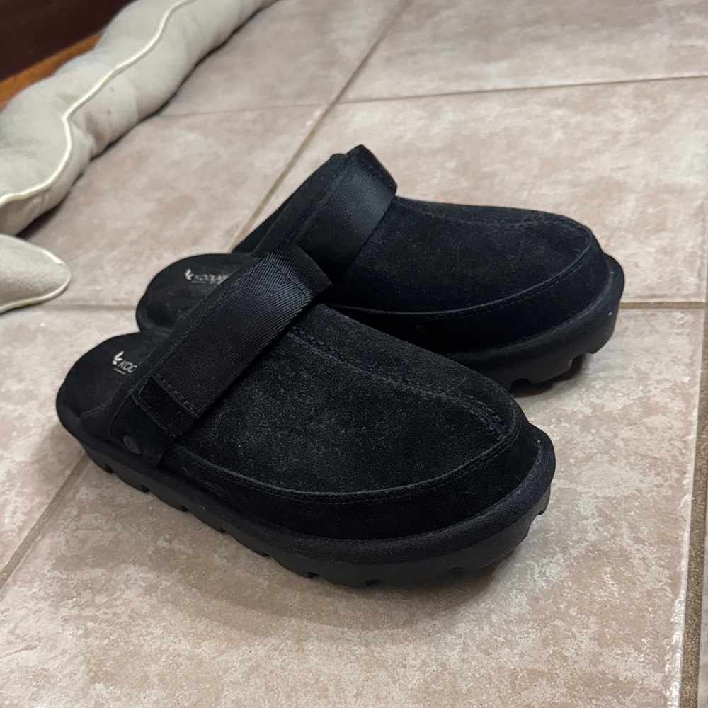 Koolaburra Black Suede Slip-On Footwear